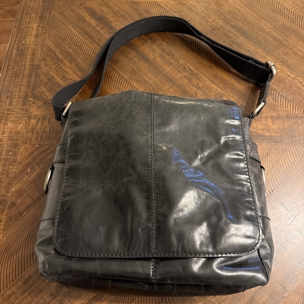 Fossil Black Leather Large Unisex Messenger Cross Body Bag